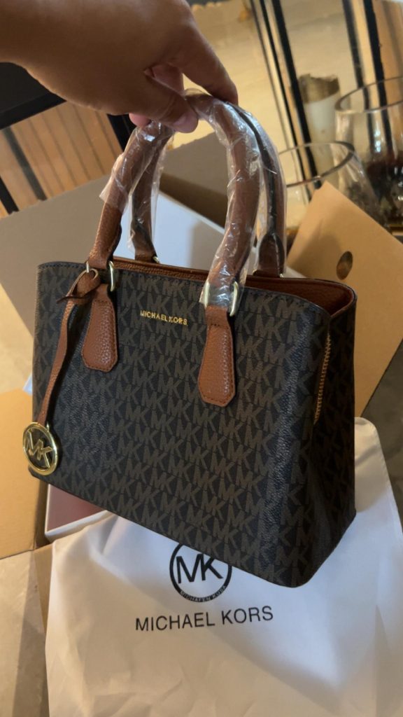 COPY - michael kors bag Real Vs Michael Kors Bags Copy Can Anyone Tell If This Is  main image 4