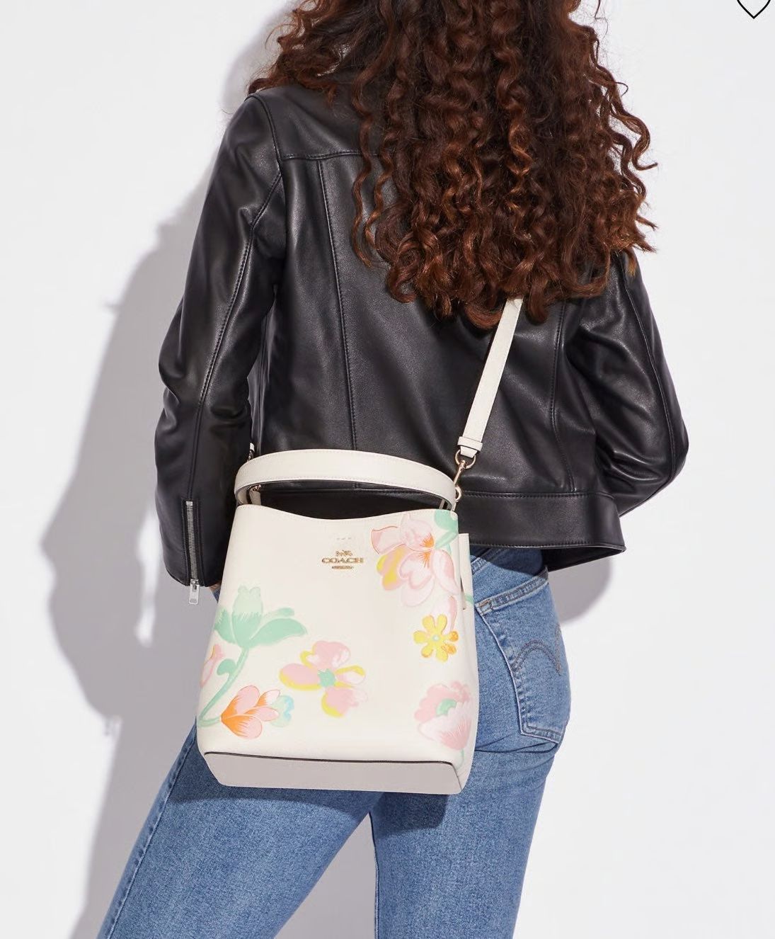 First Copy Handbag Coach Pebble Bucket - First Copy Mart